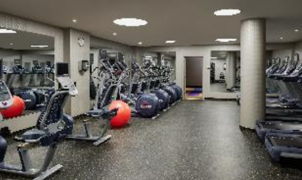 Crowne Plaza JFK Airport New York City, an IHG Hotel Image 11