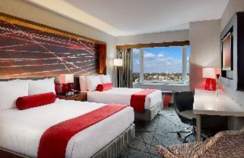 Crowne Plaza JFK Airport New York City, an IHG Hotel image 3